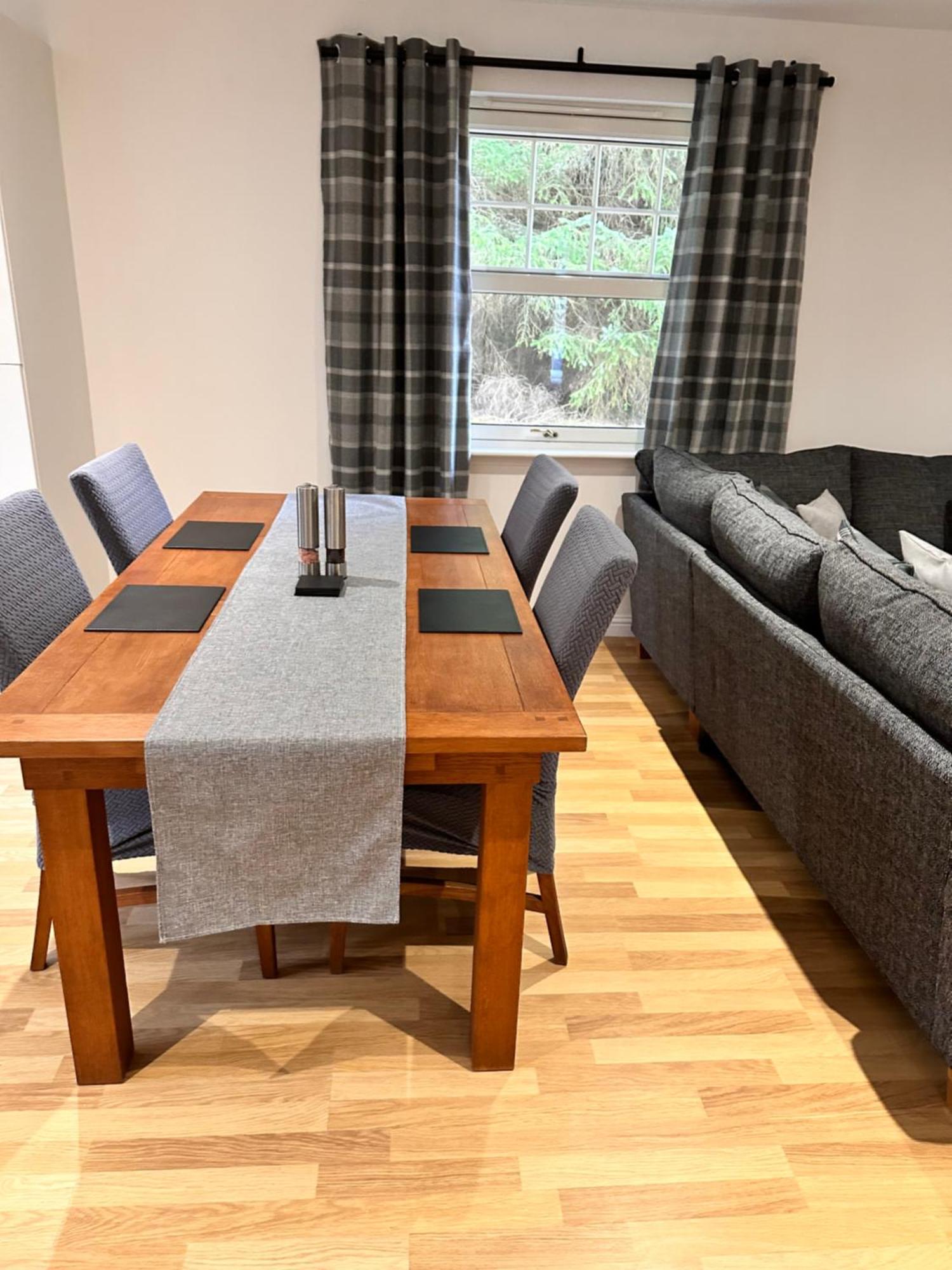 Apartment In Queens Court, Banchory Inchmarlo
