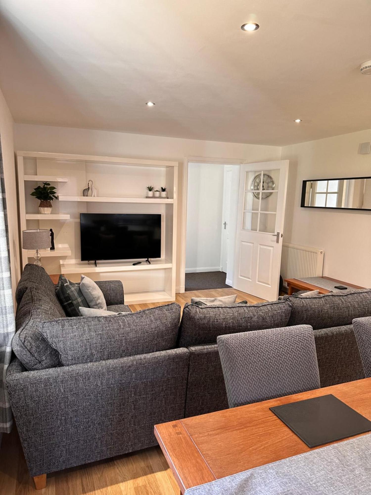 Apartment In Queens Court, Banchory